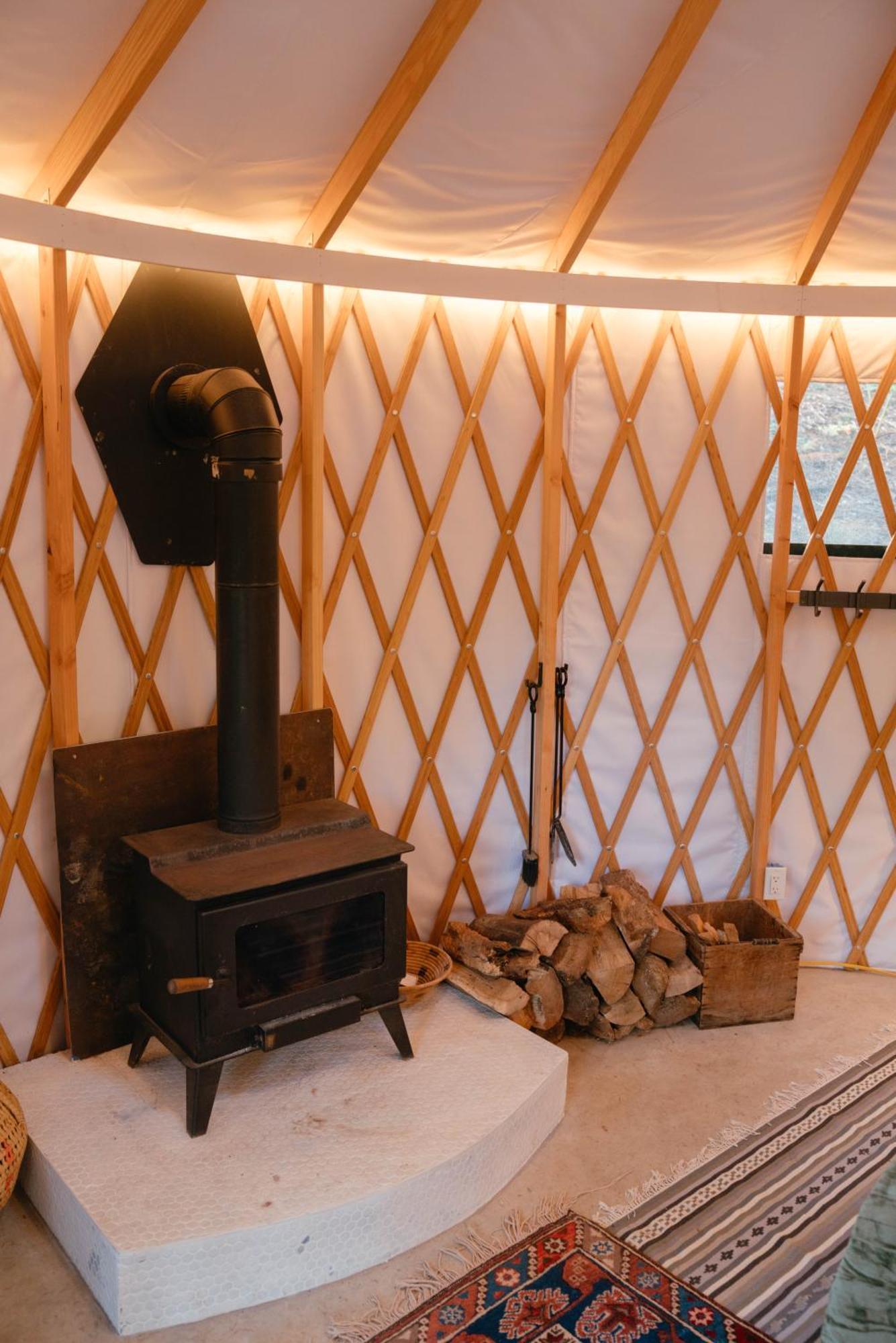 Magical Yurt In The Woods - 2 Miles From Town Hotel Nevada City Ngoại thất bức ảnh